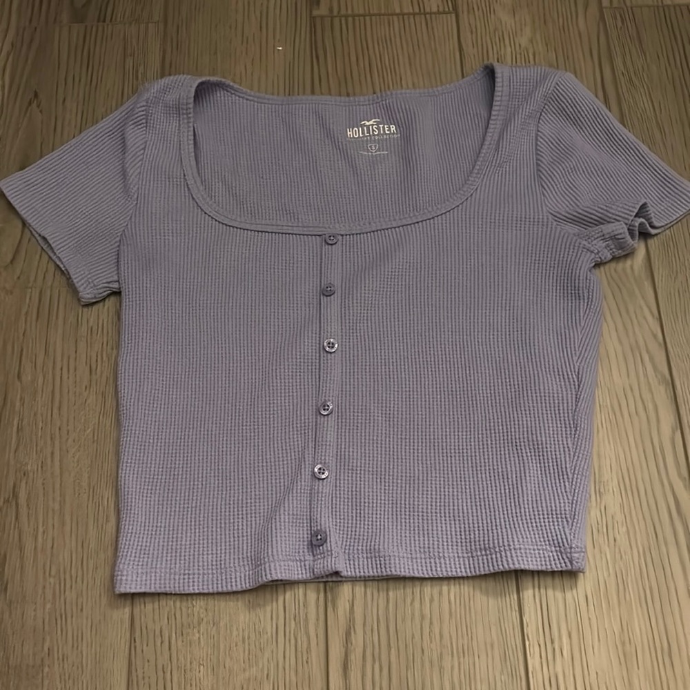 Purple Hollister tee
